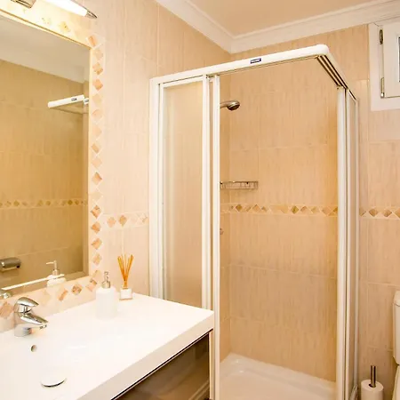 30439 - Fantastic Luxury Near マルベーリャ